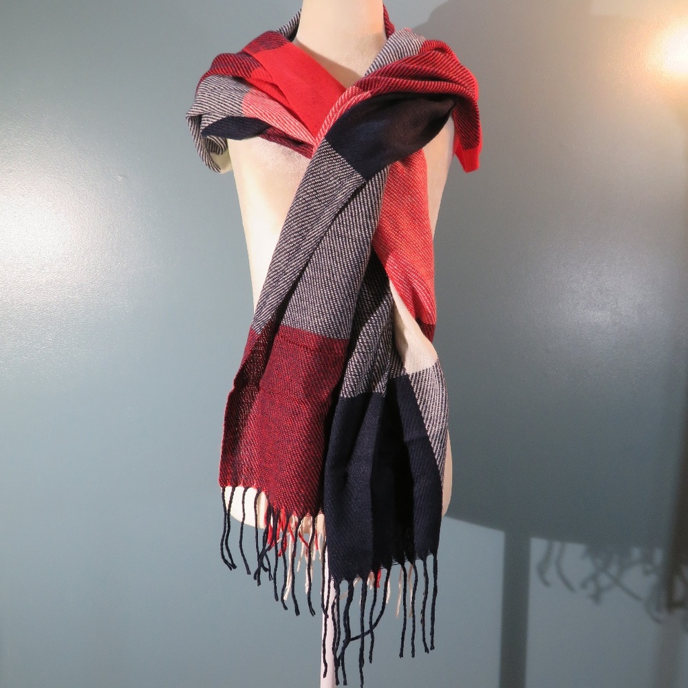 NIB - Wander Agio Scarf